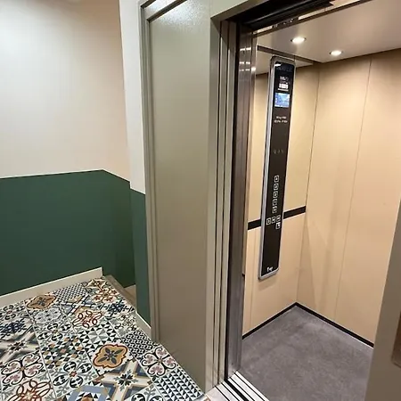 T2 Cocooning Center-4 People